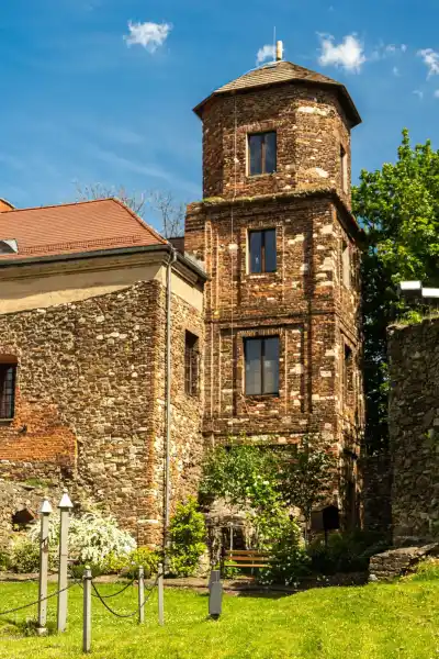 Wieza bramna  zamek w toszku 135