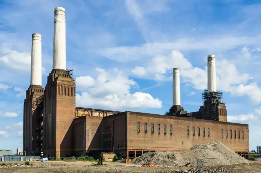 battersea power station cztery kominy londyn