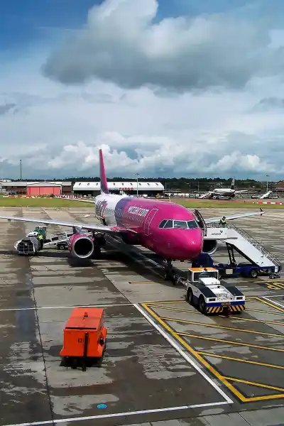 wizz air luton odprawa londyn